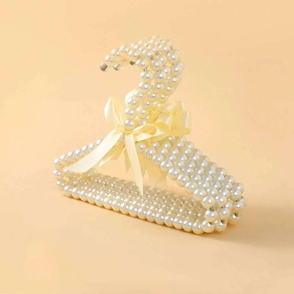 Plastic Dog Clothes Hanger with Heart Pearl for Pets